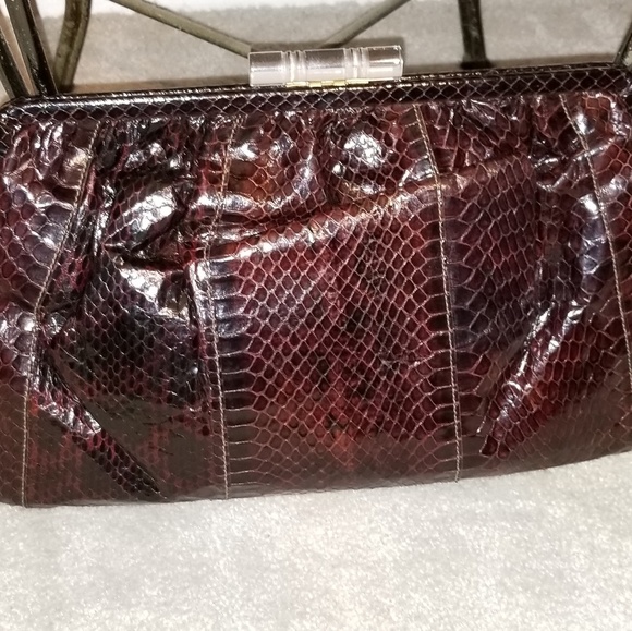 (Snake skin) Ladies clutch purse 100% Authentic - Picture 1 of 4